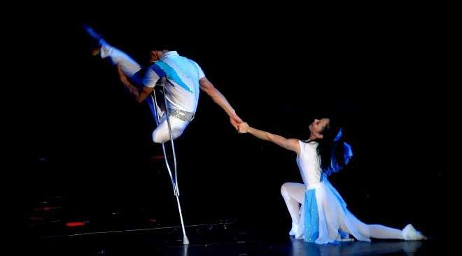 inspiring videos, she without arm him without leg