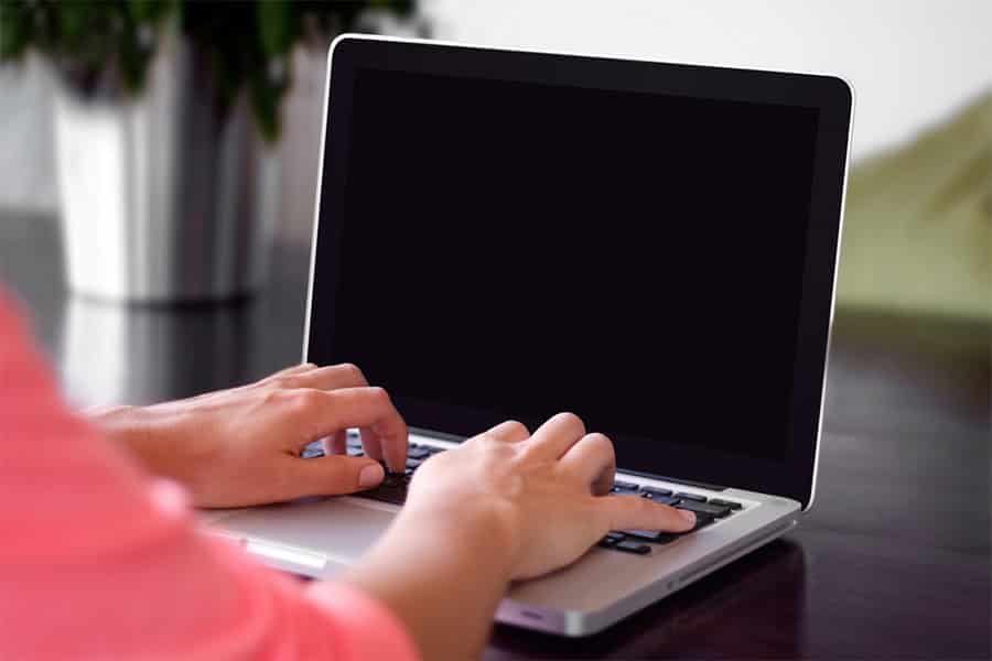 Reasons Why You Should Unplug From Social Media